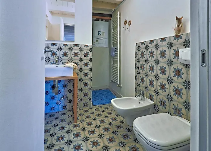 Lady Of The * Argegno